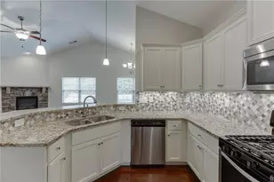 4608 Hidden Creek Dr, Gainesville, GA 30504 - Photo 13