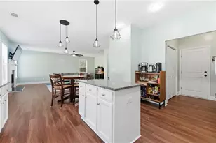 225 Brks Vlg Dr, Pendergrass, GA 30567 - Photo 11