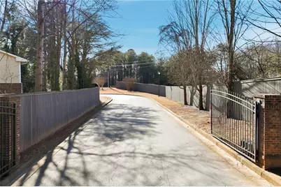 1499 Bluff Valley Circle, Gainesville, GA 30504 - Photo 33