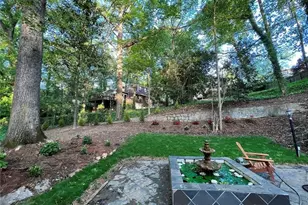 2639 Ridgemore Rd NW, Atlanta, GA 30318 - Photo 11