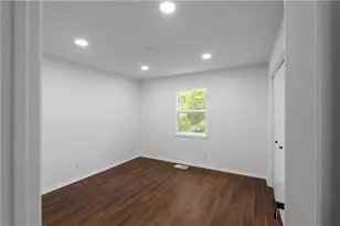 1825 Niskey Lake Rd, Atlanta, GA 30331 - Photo 11