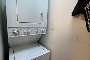 1736 Liberty Ln, Roswell, GA 30075 - Photo 9