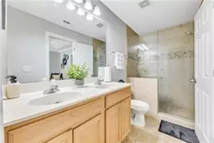 7039 Bayrose Cir, East Point, GA 30344 - Photo 9