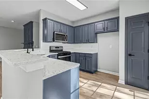 131 Finsbury Ln, Woodstock, GA 30188 - Photo 13