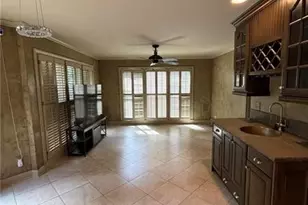 300 Shelli Ln, Roswell, GA 30075 - Photo 9