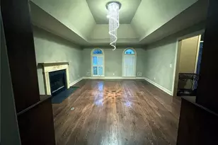 300 Shelli Ln, Roswell, GA 30075 - Photo 5