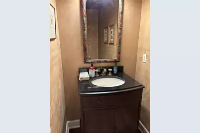 300 Shelli Lane, Roswell, GA 30075 - Photo 17