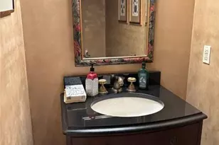 300 Shelli Ln, Roswell, GA 30075 - Photo 17