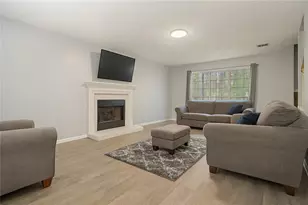 5747 Rex Mill Creek, Rex, GA 30273 - Photo 5