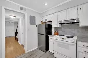 6520 Roswell Rd, Sandy Springs, GA 30328 - Photo 17