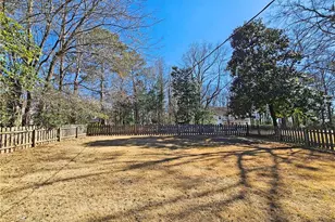 1131 Milmar Dr NW, Atlanta, GA 30327 - Photo 29