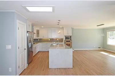 1131 Milmar Drive NW, Atlanta, GA 30327 - Photo 9