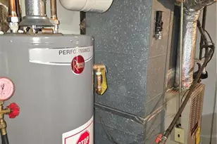 315 New Crossing Trail E, Kennesaw, GA 30144 - Photo 3