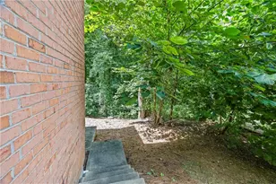 2205 Parliament Dr, Lawrenceville, GA 30043 - Photo 91