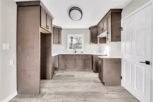 2406 Tilson Rd, Decatur, GA 30032 - Photo 9