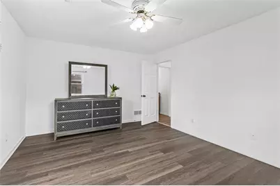 870 Hounds Ridge Court, Lawrenceville, GA 30043 - Photo 21