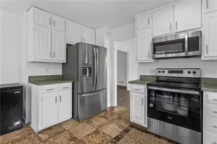 870 Hounds Ridge Ct, Lawrenceville, GA 30043 - Photo 9