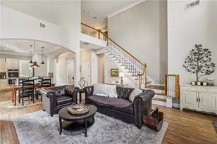 1200 Dunwoody Village Dr, Dunwoody, GA 30338 - Photo 17