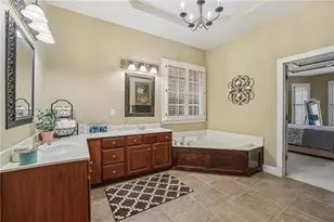 1200 Dunwoody Village Dr, Dunwoody, GA 30338 - Photo 19