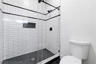 2009 Kenwood Pl SE, Smyrna, GA 30082 - Photo 17