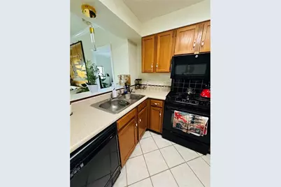 1800 Clairmont Lake #A630, Decatur, GA 30033 - Photo 11