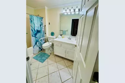 1800 Clairmont Lake #A630, Decatur, GA 30033 - Photo 15