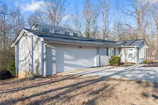 3102 Chapperal Dr, Gainesville, GA 30506 - Photo 5