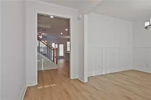 7375 Rocklin Ln, Flowery Branch, GA 30542 - Photo 3