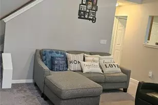 561 Hillandale Park Dr, Lithonia, GA 30058 - Photo 5