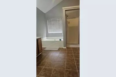 561 Hillandale Park Drive, Lithonia, GA 30058 - Photo 13