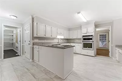 4397 Windsor Oaks Circle, Marietta, GA 30066 - Photo 11