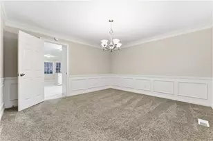 4397 Windsor Oaks Cir, Marietta, GA 30066 - Photo 5