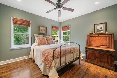 41 Clarendon Avenue, Avondale Estates, GA 30002 - Photo 9