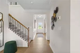 102 Thedford Dr, Hoschton, GA 30548 - Photo 3