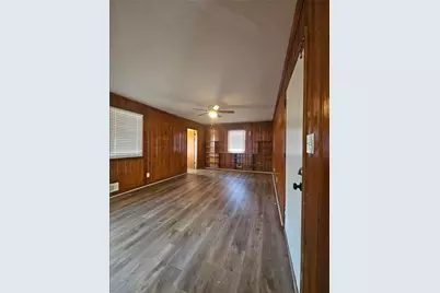 1058 Phillips Circle, Forest Park, GA 30297 - Photo 7