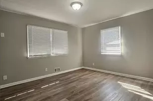 1058 Phillips Cir, Forest Park, GA 30297 - Photo 15