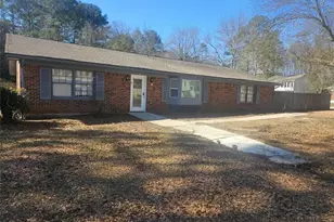 735 S Carter Dr S, Jonesboro, GA 30236 - Photo 1