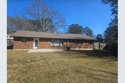 735 S Carter Drive S, Jonesboro, GA 30236 - Photo 17