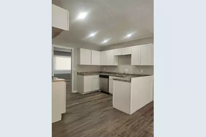 735 S Carter Drive S, Jonesboro, GA 30236 - Photo 13