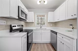 1881 Derrill Dr, Decatur, GA 30032 - Photo 9