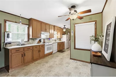 3047 Saint Charles Avenue, Gainesville, GA 30504 - Photo 15