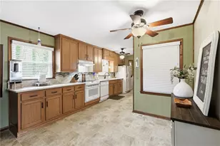 3047 St Charles Ave, Gainesville, GA 30504 - Photo 15