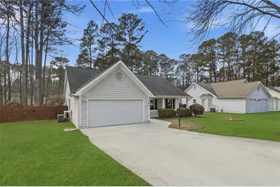 1158 Park Forest Drive NW, Lilburn, GA 30047 - Photo 3