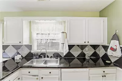 1158 Park Forest Drive NW, Lilburn, GA 30047 - Photo 15