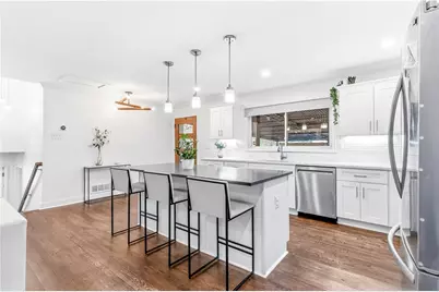 2002 Kenwood Place SE, Smyrna, GA 30082 - Photo 9