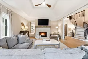 12995 Bucksport Dr, Roswell, GA 30075 - Photo 13