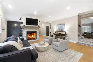 12995 Bucksport Dr, Roswell, GA 30075 - Photo 19