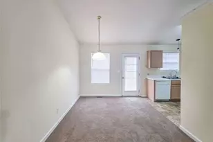 2276 Ramblewood Cir, Decatur, GA 30035 - Photo 11