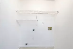 6773 Biscayne Blvd, Rex, GA 30273 - Photo 13