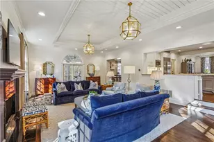 985 Club Commons Cir NE, Brookhaven, GA 30319 - Photo 9